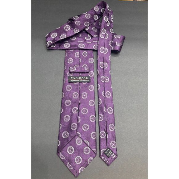 Jos. A. Bank Signature Collection Purple Silk Medallion/ Paisley Tie – Luxury - Picture 2 of 4